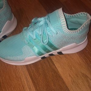 Blue/ mint green Nike gym shoes